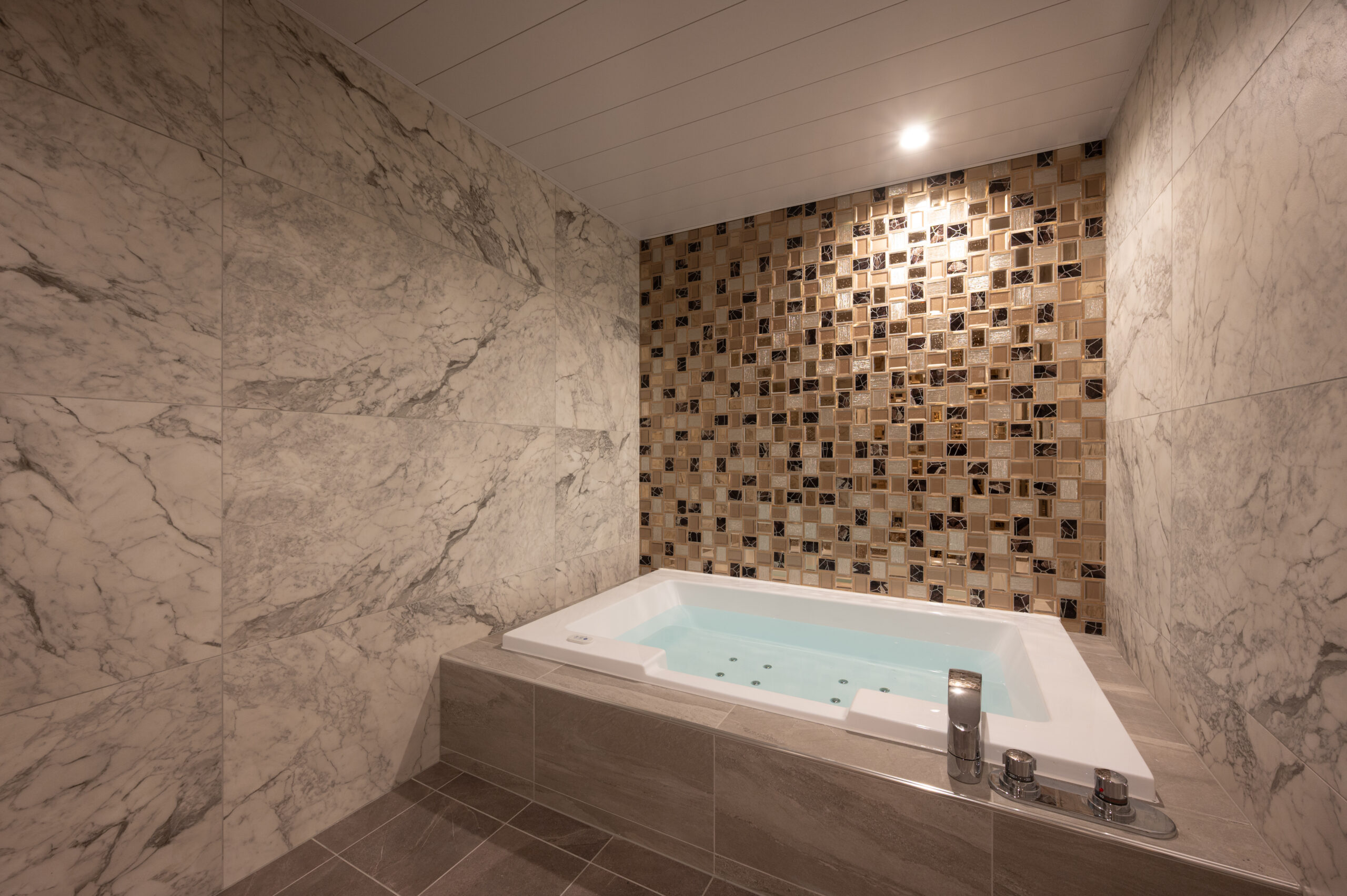 ROOM101 サムネイル4