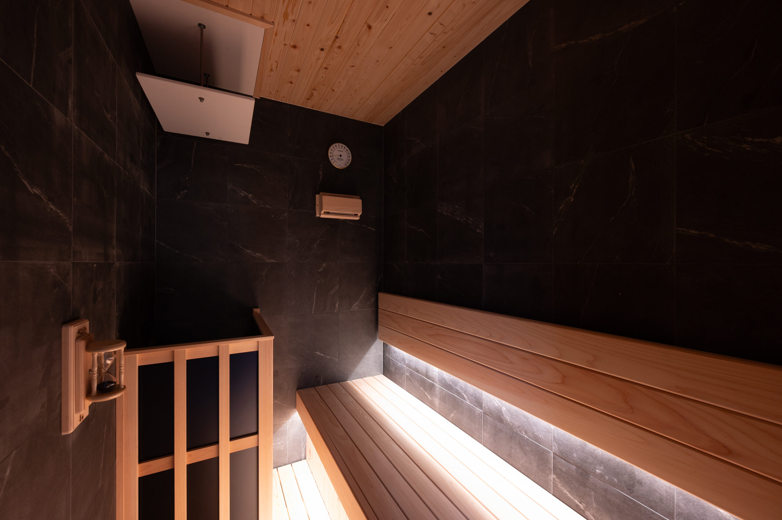 ROOM101 サムネイル5