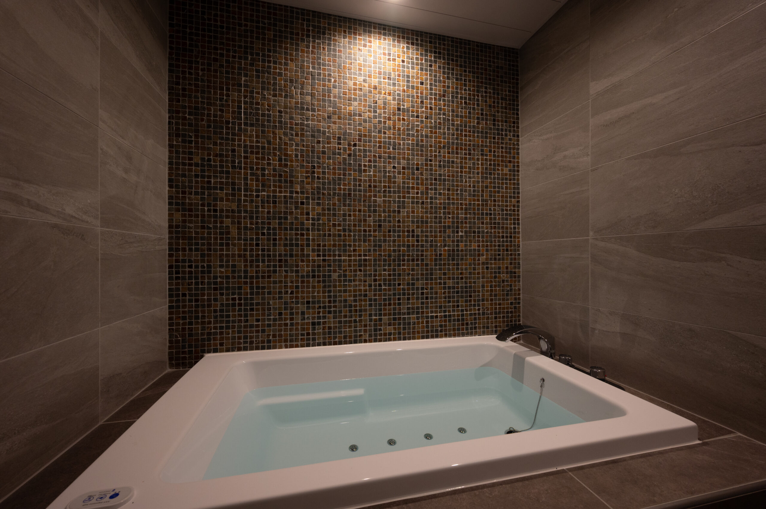 ROOM205 サムネイル2