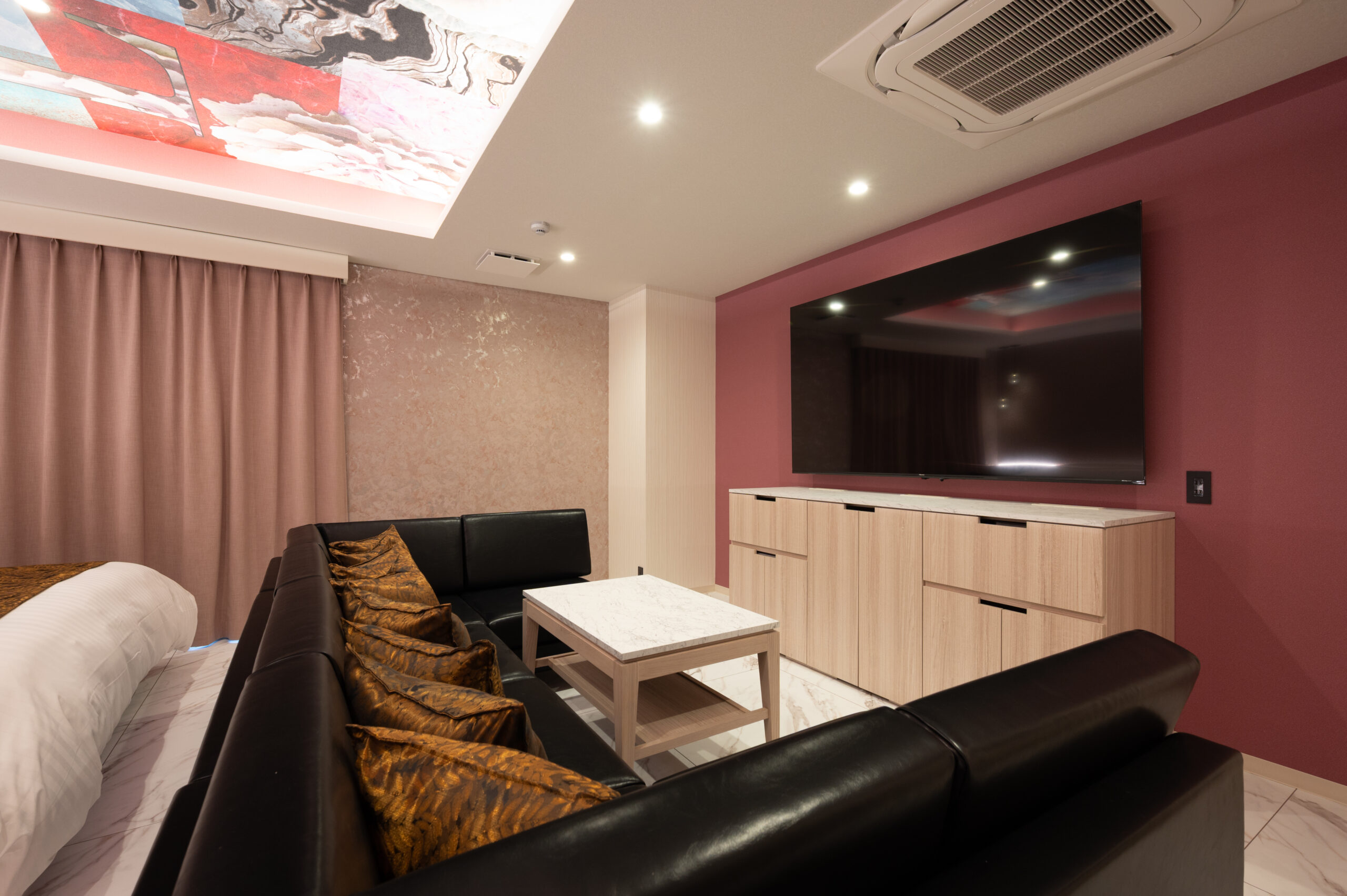 ROOM210 サムネイル2