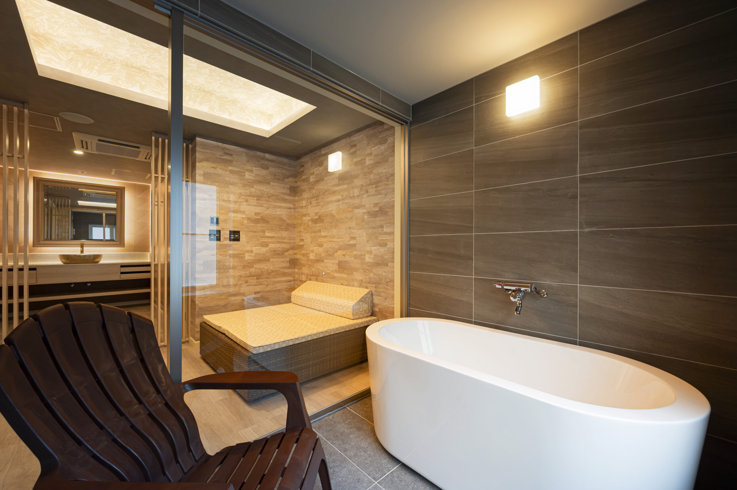 ROOM101 サムネイル7