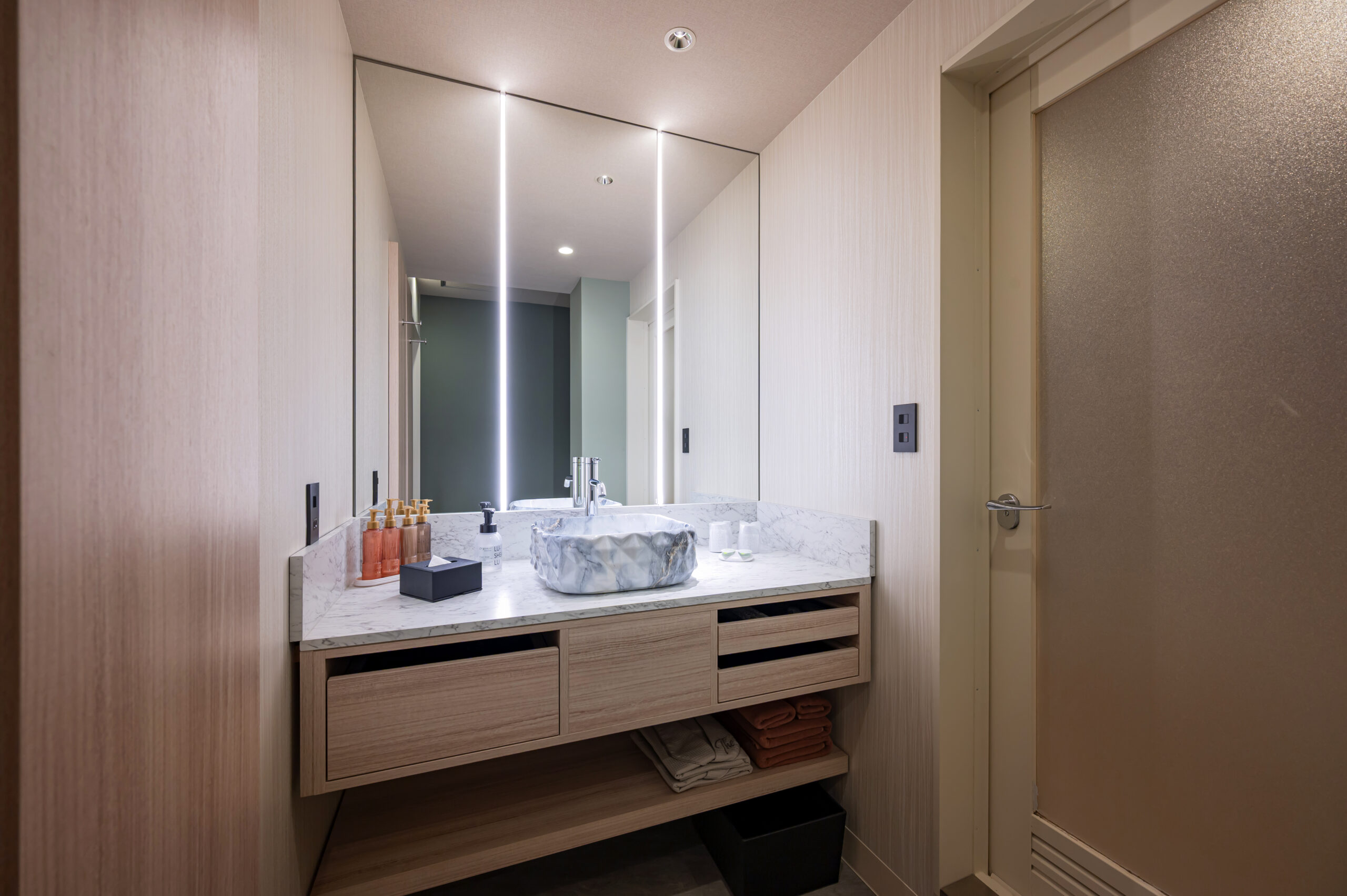 ROOM216 サムネイル2